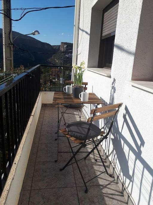 Apartamento Los Narcisos Chulilla Eksteriør billede